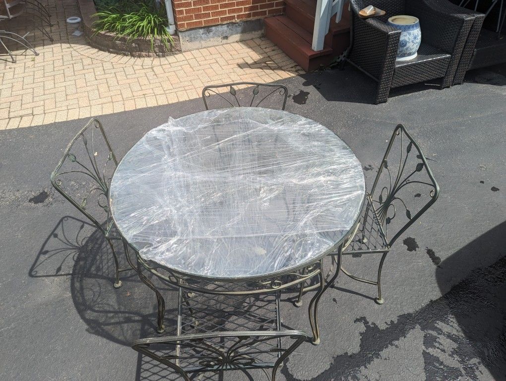 Vintage 1960's Roth Iron Glass Top Table (4 Chairs) ALL ORIGINAL