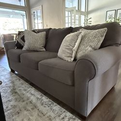 Full-Size Flexsteel Couch