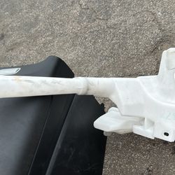 Windshield Washer Reservoir For 2023 Hyundai Santa Fe 