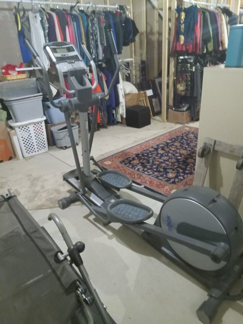 Reebok Elliptical Machine