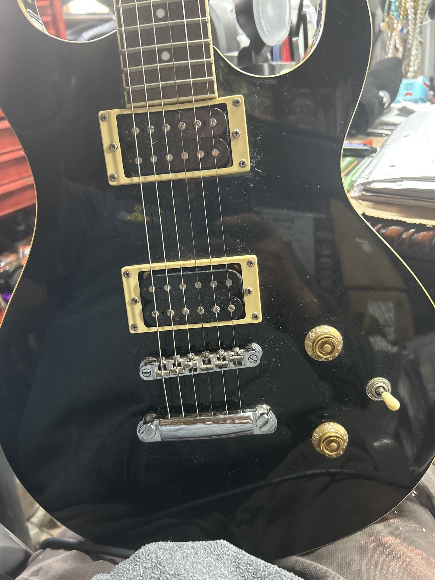 Guitar Used A Couple Of Times,with Nice Loud Amp And A Storage Bag For Amp $200