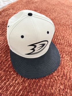 Anaheim Ducks x Honda Corduroy Snapback Hat NHL Hockey White & Black (NEW)