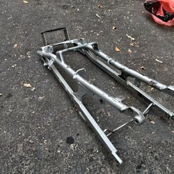 Suzuki Sv 650 Subframe 03-04