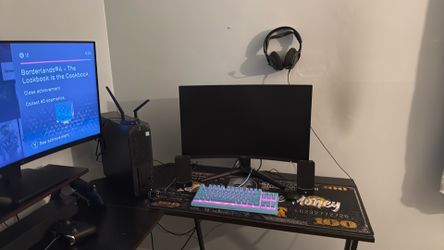 Pc set up monitors