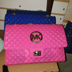New without Tags Micheal Kors Cilicone Purse