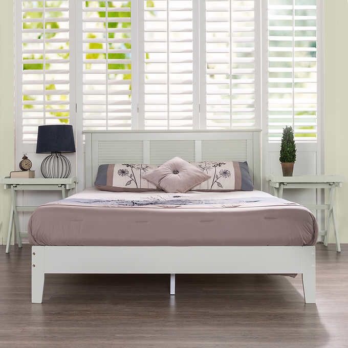 Blackstone Elite Kerrigan King Panel Bed Frame, Green