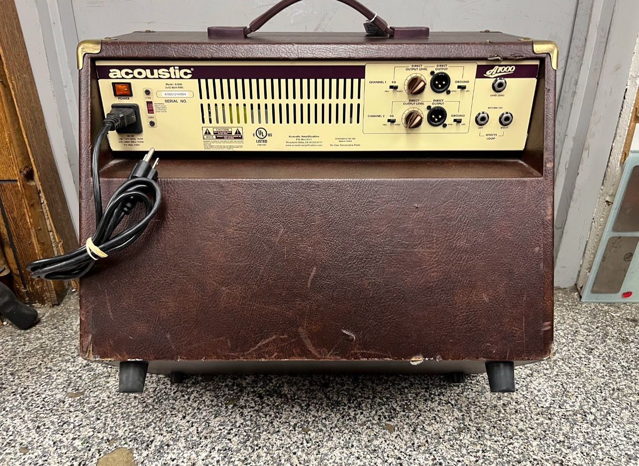 Amplificador Speaker Acoustic A1000 – Potencia y Calidad para tu Guitarra Acústica
