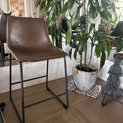 Counter height barstools