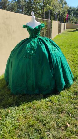 I rent all kinds of dresses