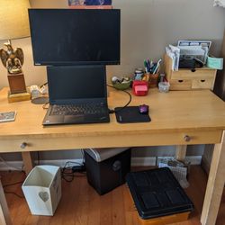 Computer/Crafting Table