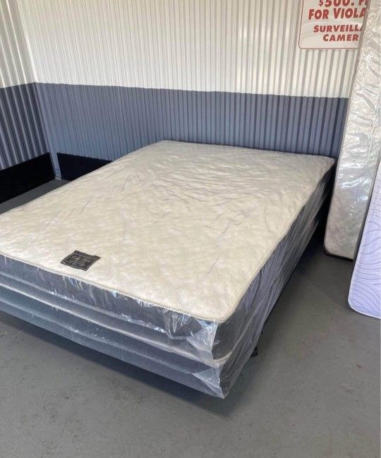 Queen mattress and box spring