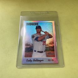 CODY  BELLINGER  REFRACTOR #225/575