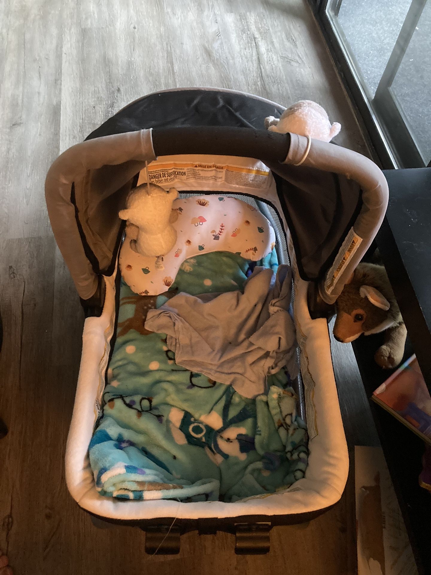 Portable Rocking Crib