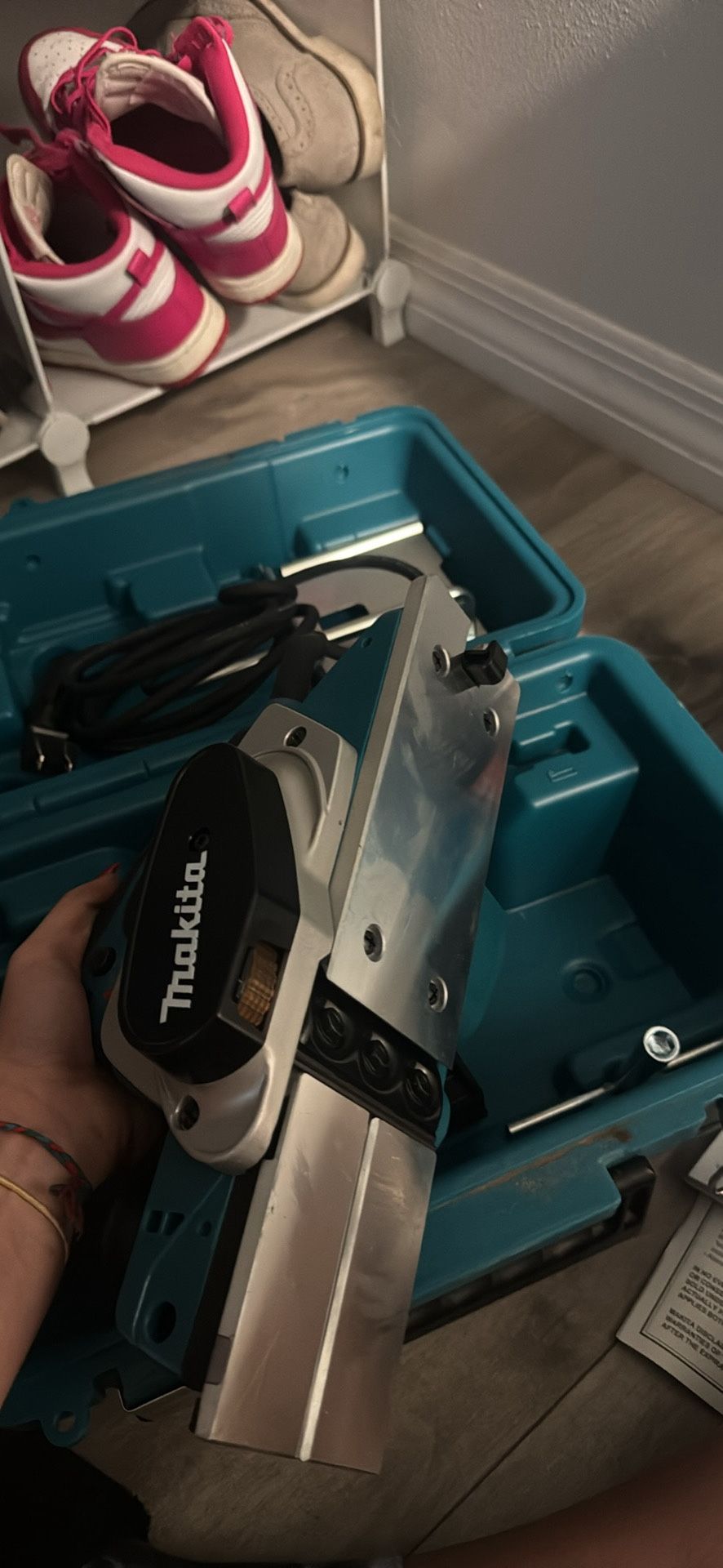 Makita KP0800K 3-1/4” Planer with Tool Case