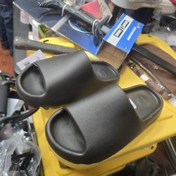 Adidas Yezz Sizs 13 Men