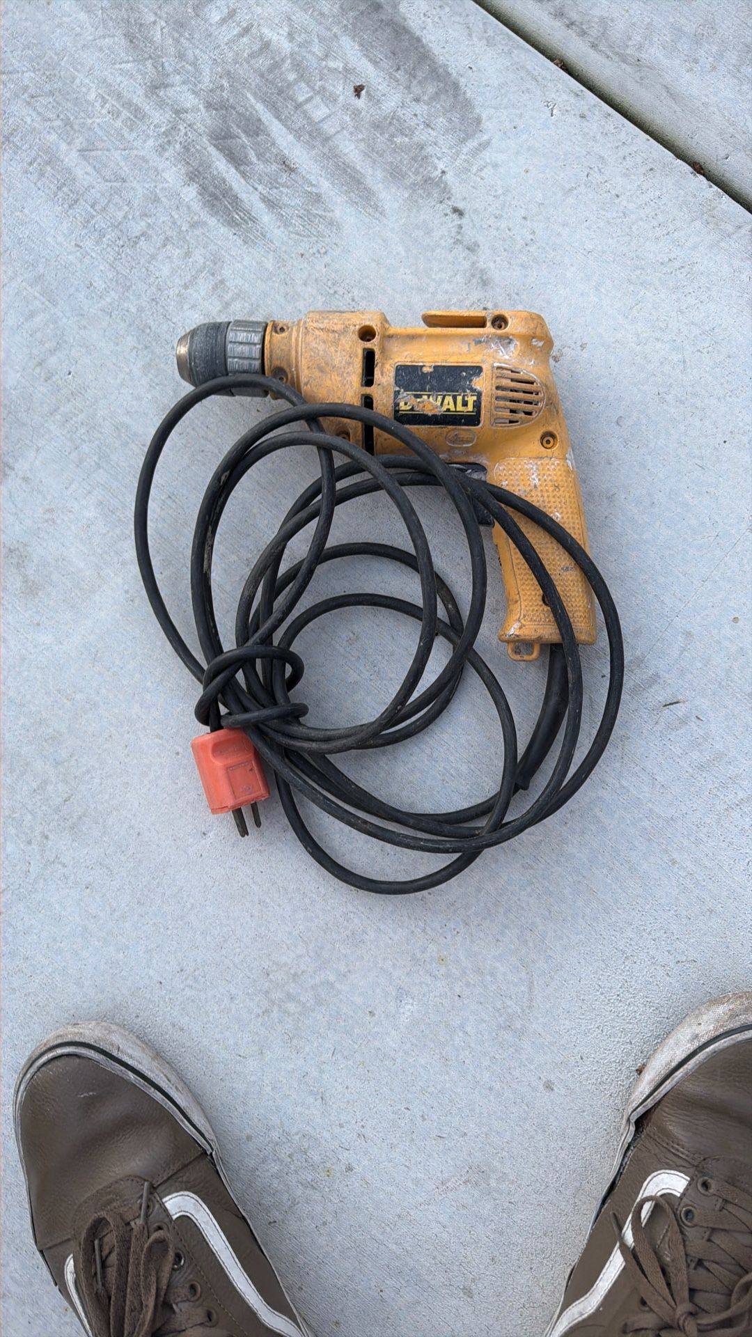 Dewalt Drill 3/8 Chuck