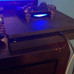 Ps4 Slim Works Perfectly 