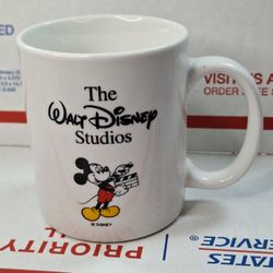 Vintage LINYI The Walt Disney Studios Mickey Mouse Mug EUC 