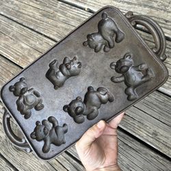 VTG- Cast Iron Teddy Bear Pan 