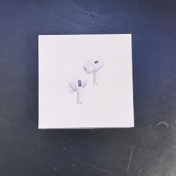 Apple AirPods (2nd Generation) – Great Condition 🔊