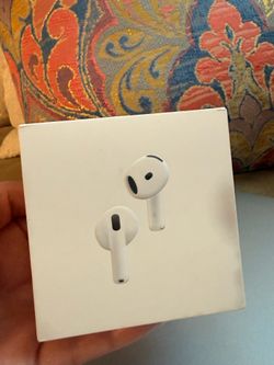 AirPods 4 with Noise Cancellation