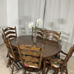 VTG Solid Wood Extendable Table With 6 Chairs 