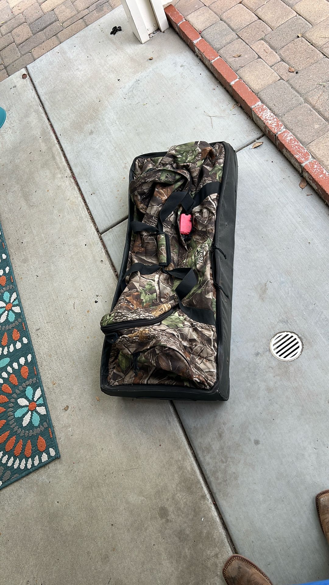 XL Camo Rolling Duffle Bag