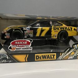 2003 Hot Wheels NASCAR Racing Matt Kenseth Dewalt Ford Championship Edition 1 24