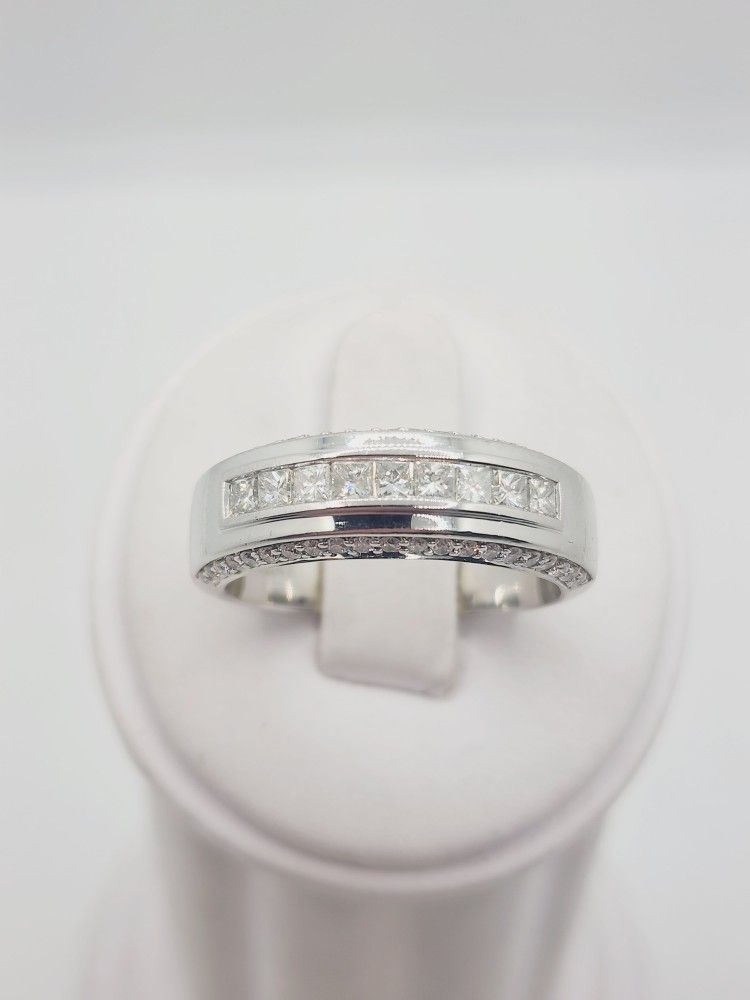 14k Gold 1.32ctw Vera Wang Love Collection Wedding Band