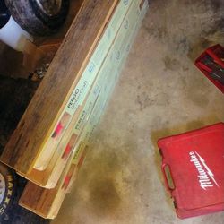 4 Boxes Pergo Flooring