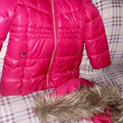 Michael Khors Little Girls Pink Size 4T