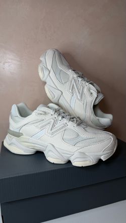 New balance shoes