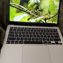 MacBook Air 13” M1