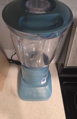 Bella Brand Blender for sale