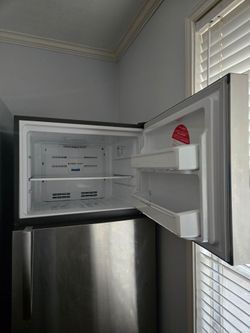 Frigidaire refrigerator