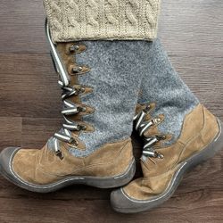 MUK LUKS Women's Lace Up Snow Boot, Size 10