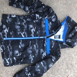 Lnew Kids Zip Up Hooded Jacket Very Nice Size 1 Second Picture Only $10 Farm