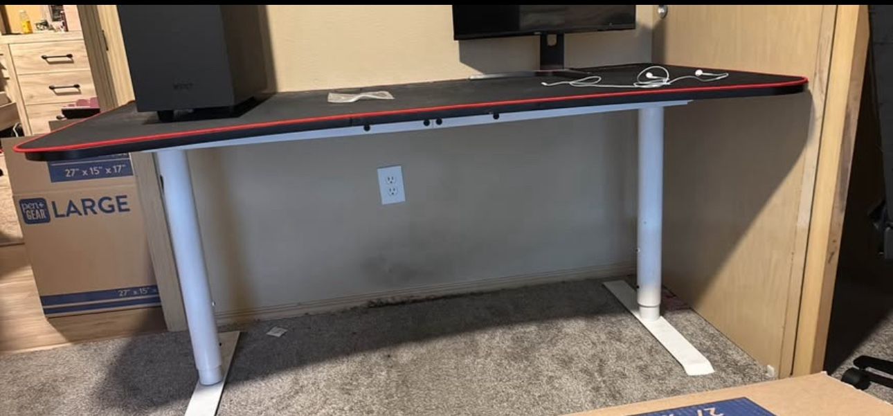 MUST GO TODAY!! Gaming Desk