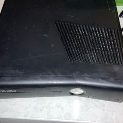 Xbox 360 And 18 Games 