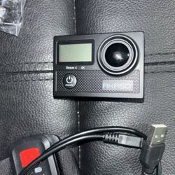 Akaso Brave 4.  4k  Waterproof Cam With All Accesories