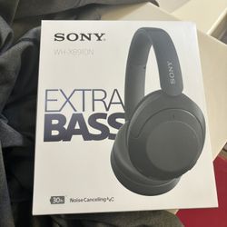 Sony - WHXB910N Wireless Noise Cancelling Over-The-Ear Headphones - Black