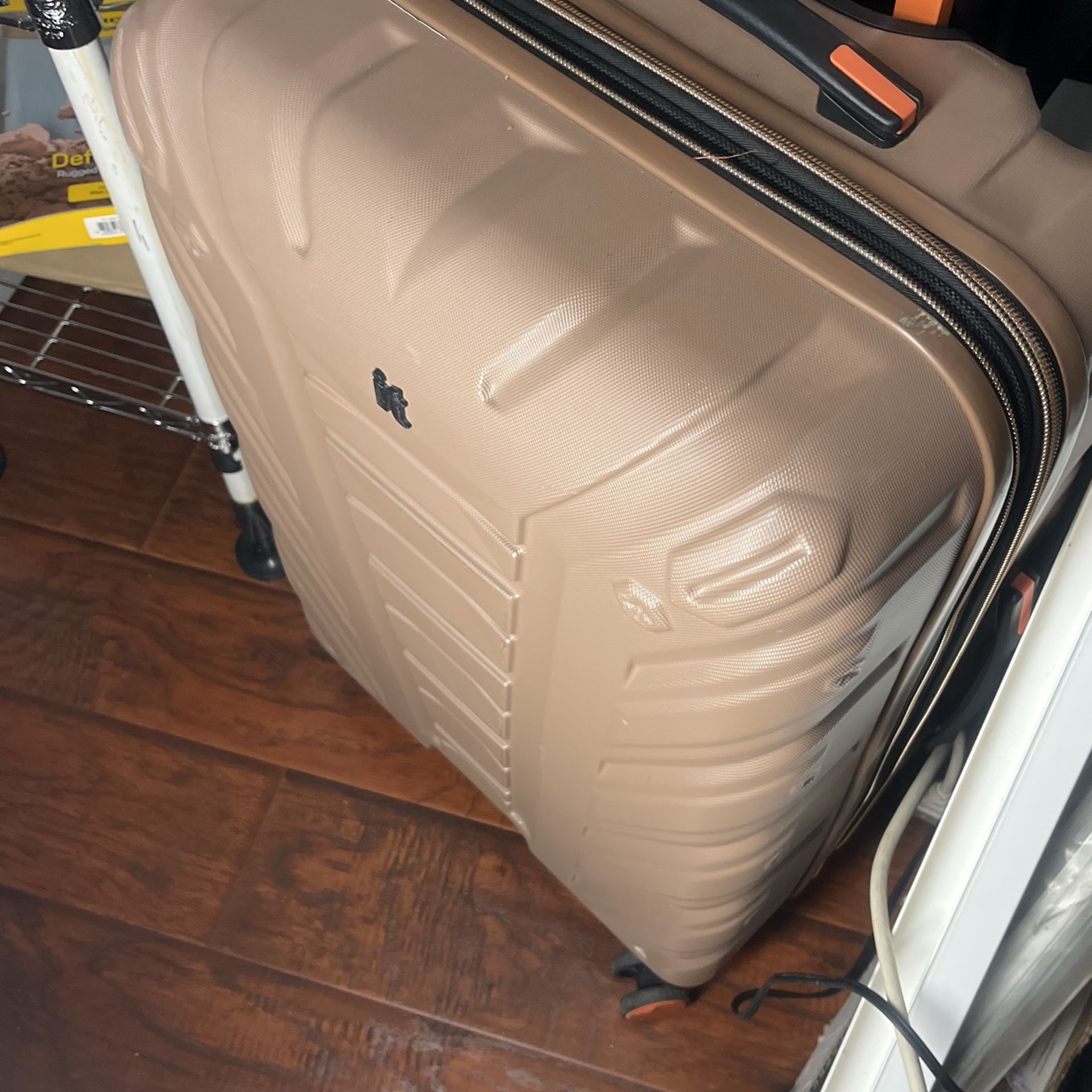 it Suitcase 28 Inch Rolling