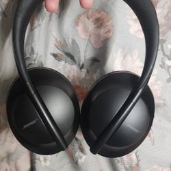 Bose 700 Active Noise Cancellation Headphone ANC For Sale