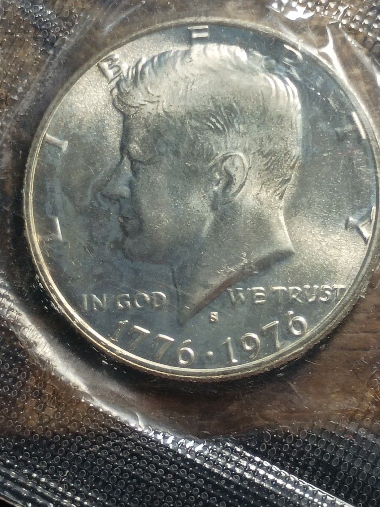 Bicentennial Half Dollar Uncirculated Estimate Mark