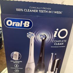 Oral B 