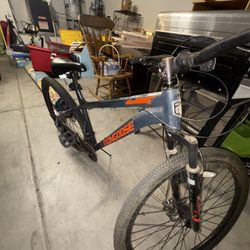 Mongoose Mountain Bike 