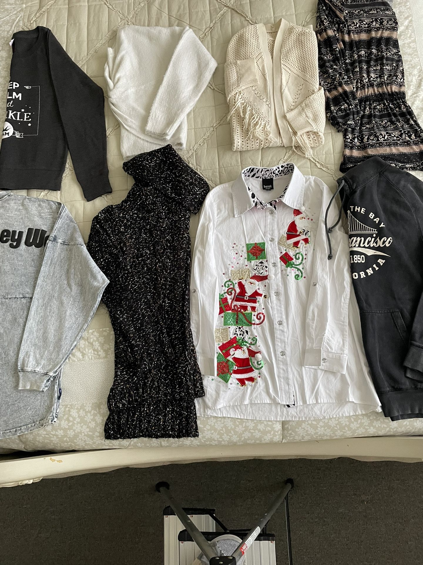 Women's clothing set. Size: S (8 pcs).