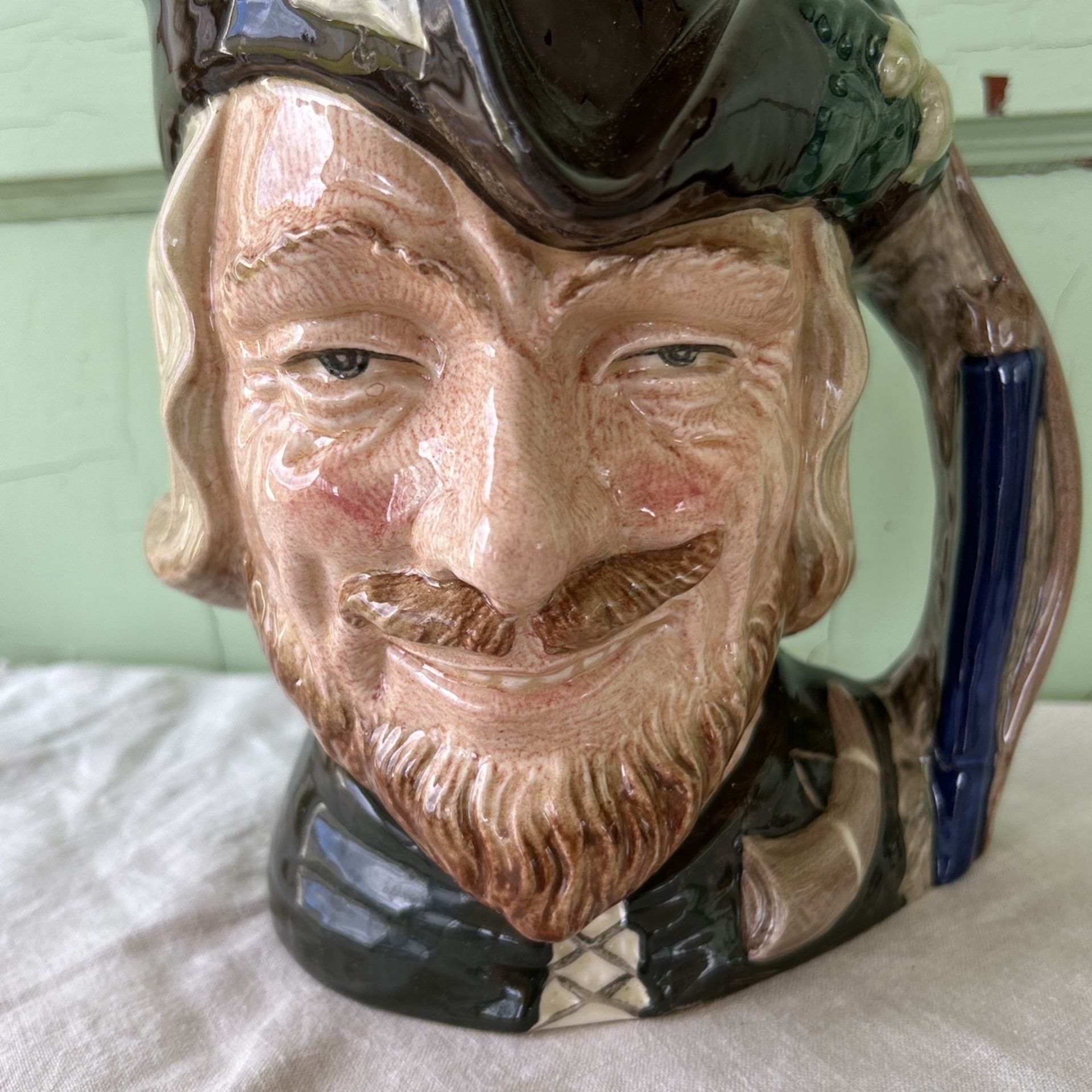 ROYAL DOULTON ROBIN HOOD TOBY CHARACTER JUG 1960S FAMOUS HERO PITCHER