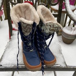 Boots , Snow,  8 1/2