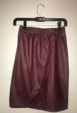 Women’s skirt size small